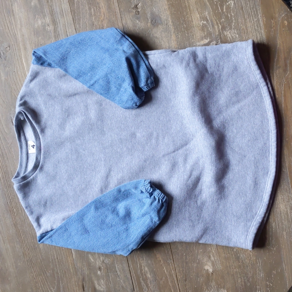 Size 4 Stem chambray denim long sleeve pocketed sweatshirt dress